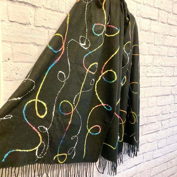 LARGE ARTSY SCROLL WRAP/SCARF NWOT - Picture 2 of 5